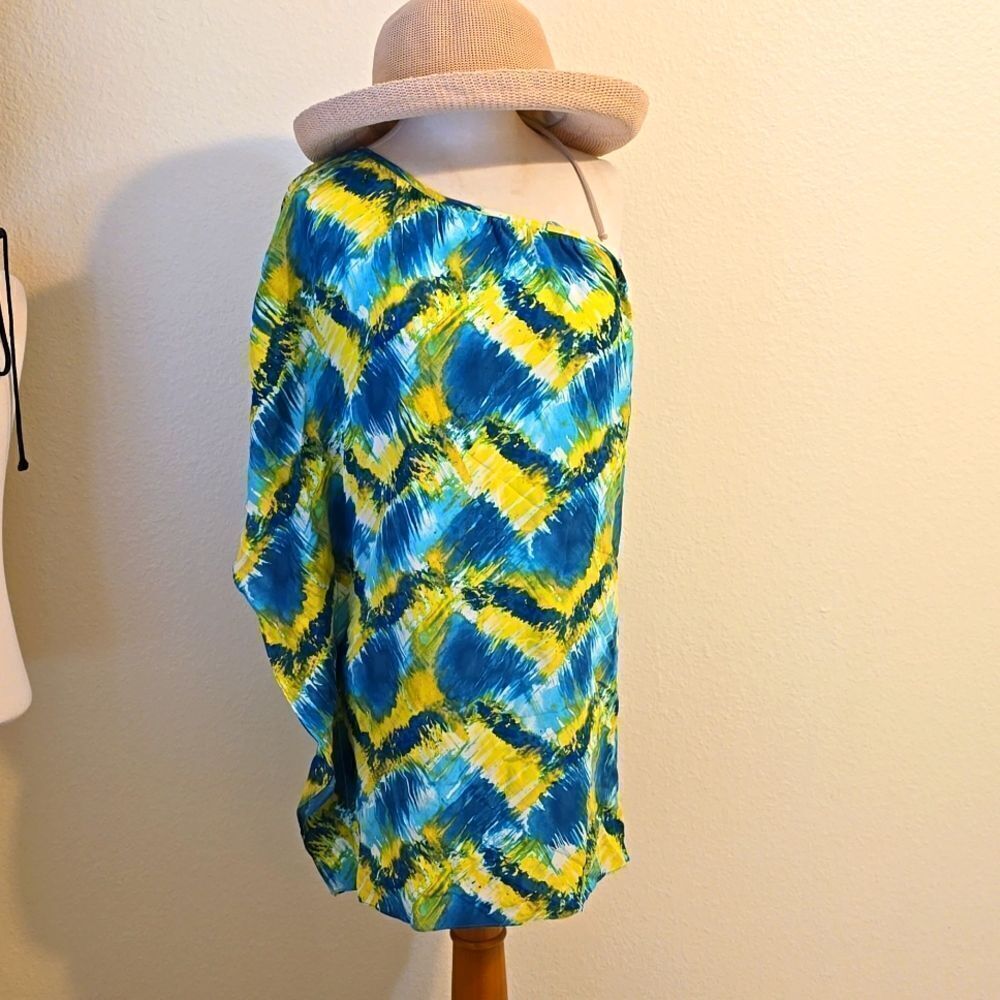 TRINA TURK Silk one shoulder blouse size small
